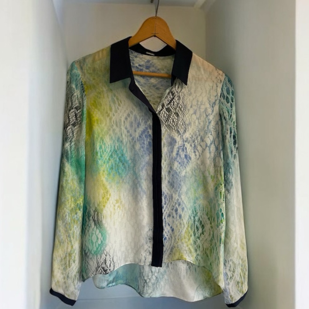 Elie Tahari Silk Blouse with Navy Trim